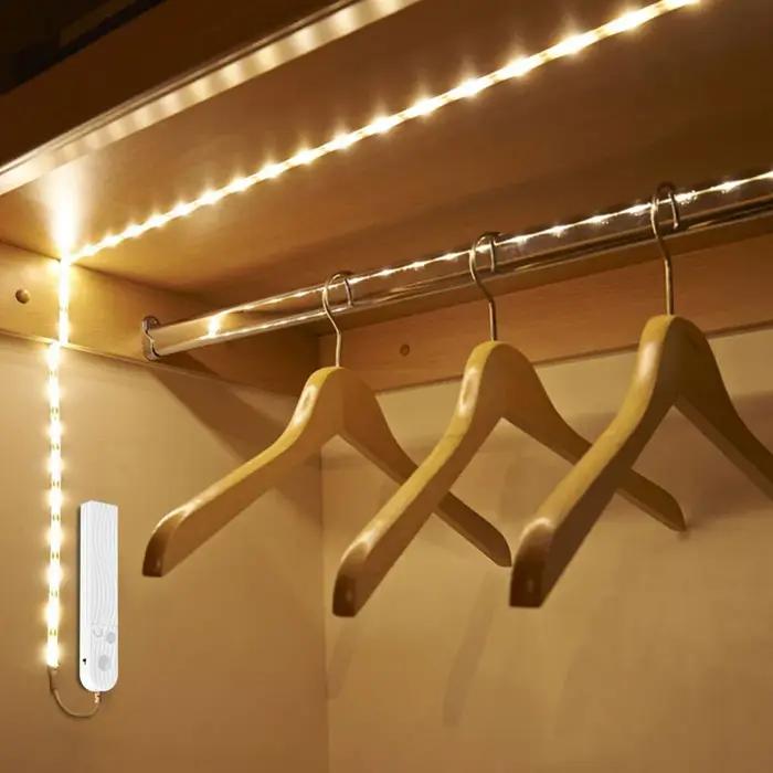 LED sous armoire lumière LED bande lampe à LED avec capteur de mouvement PIR sans fil Port USB lumiè