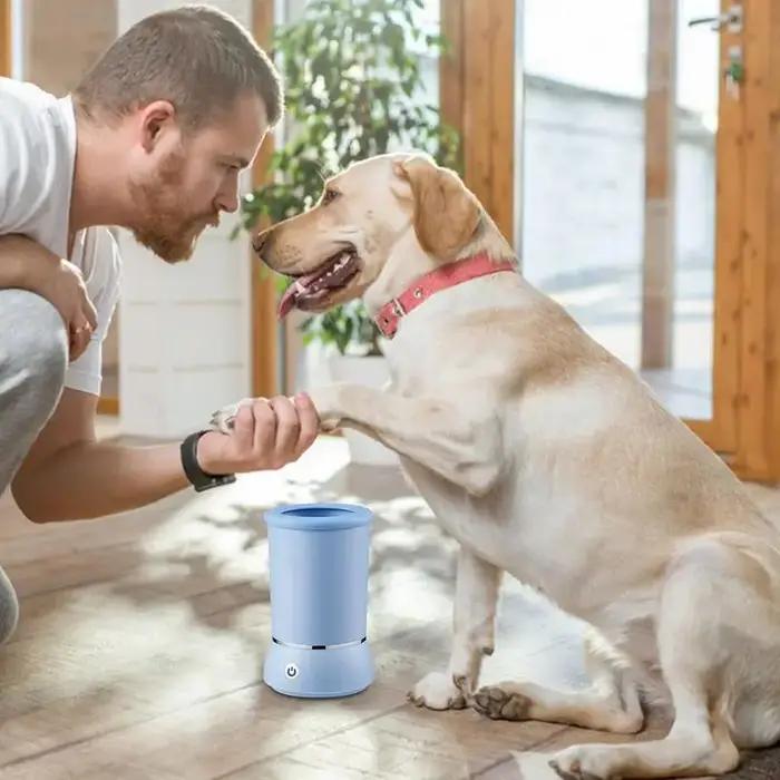 Lave-patte électrique automatique pour animaux de compagnie avec câble de chargement
