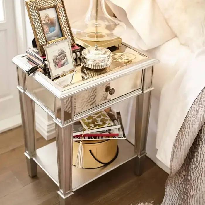 Table d'appoint miroir argentée moderne avec tiroir pour salon ou chambre occasions spéciales