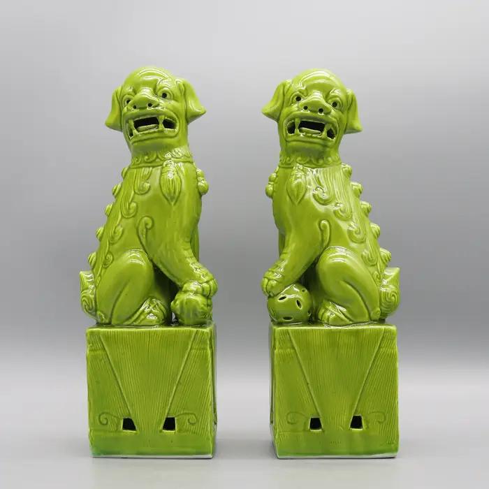 Paire de chiens Foo Fu, chiens de bouddha, veons panoramiques chinois, sculpture en céramique, décor