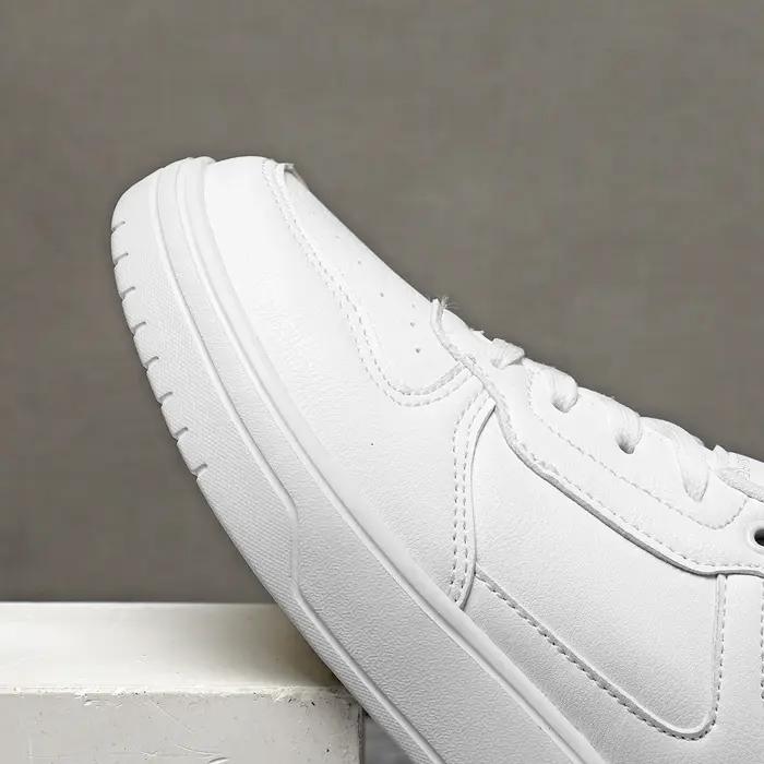Chaussures de skateboard légères pour femmes, baskets de sport blanches et noires