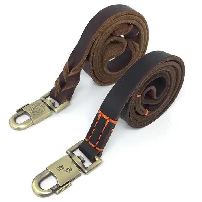 Laisse en cuir véritable pour chiens de taille moyenne et grande, robuste et durable, parfaites pour les promenades et l'entraînement, idéales pour Labrador et Bulldog
