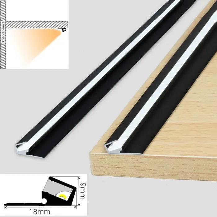 Profilé linéaire en aluminium LED monté en Surface, faisceau Oblique, diffuseur Invisible, couche d'