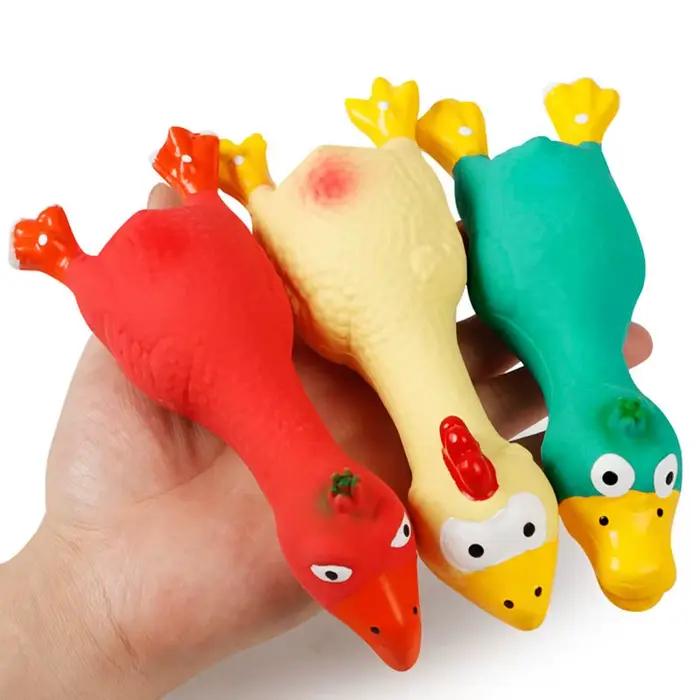 Jouet en caoutchouc en forme de poulet pour chiens de petite et moyenne taille jouets grinçants pour stimuler l'esprit et le corps de votre animal occasionnellement interactif pour jouer et s'amuser