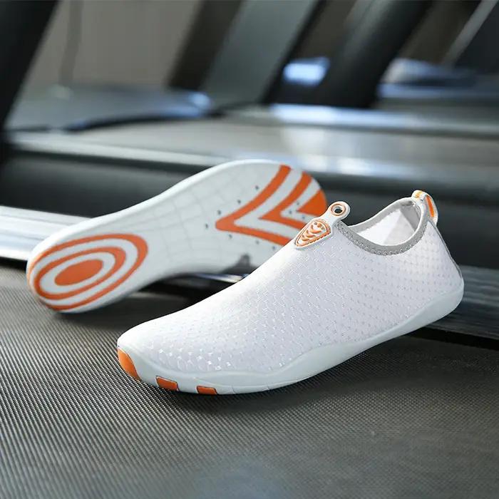 Chaussures d'eau pour hommes, chaussures pieds nus à séchage rapide, baskets de plage, chaussettes d