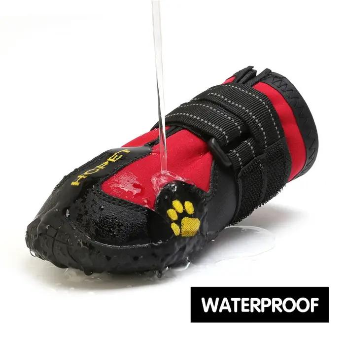 Bottes imperméables pour chiens taille moyenne et grande résistantes à l'eau et respirantes pour entraînement en plein air et randonnée 4 pièces pour chiens occasions spéciales
