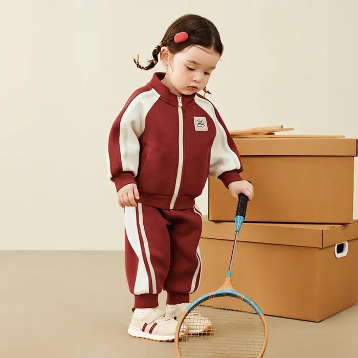 Ensemble deux pièces de style sportif vintage pour enfants