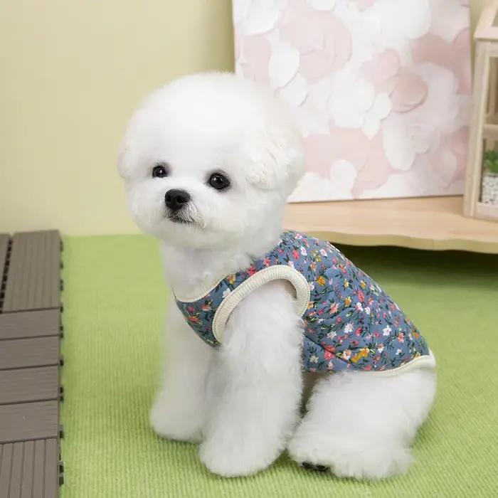 Gilet à fleurs pour chiots