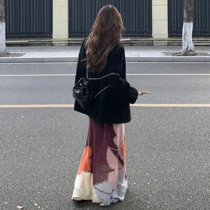 Vêtements pour femmes haut de gamme sens mode et mince motif de couleur contrastée doux cireux Mohair robe tricotée pull robe longue