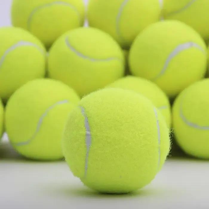 Balle de tennis extérieure en caoutchouc à fibres élastiques pour l'entraînement de la souplesse canin