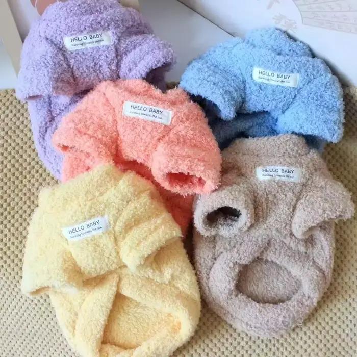 Pull en fleece pour petits chiens hiver chaud élégant pour chiots et teckels occasions spéciales