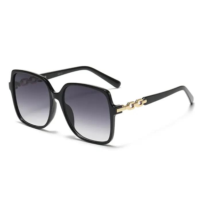 Lunettes de soleil femme grand cadre carré - Gradient coloré UV400 - Vélo et outdoor fashion