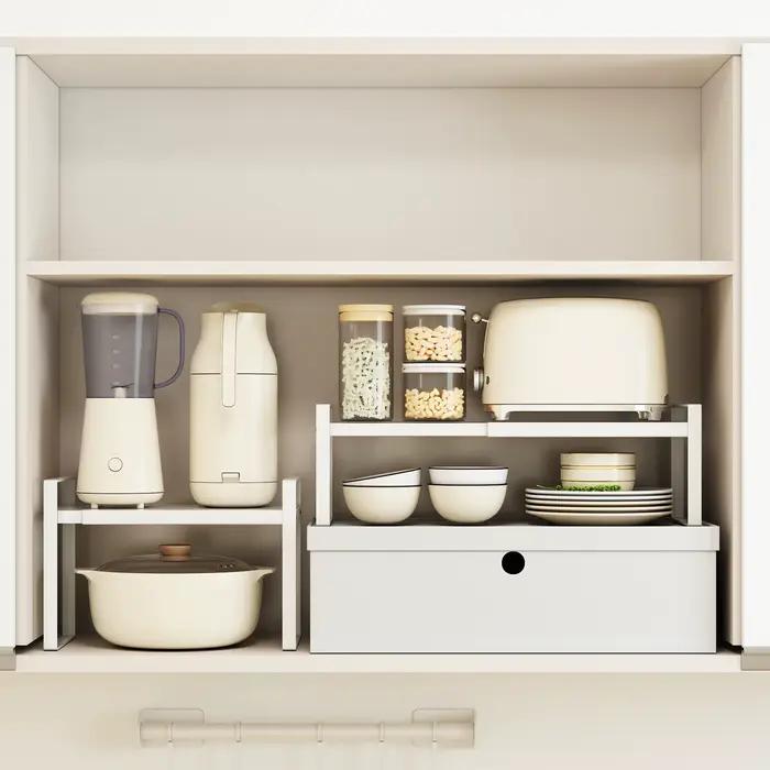 Étagère de rangement de cuisine sous l'évier