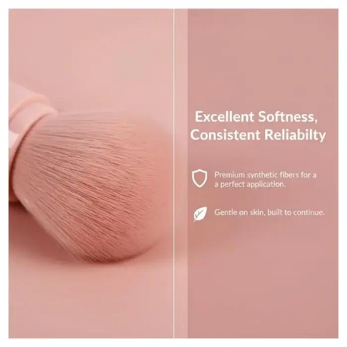 Ensemble de pinceaux télescopiques 4 en 1 pour voyageurs et mode de vie actif en plastique avec poignées colorées pour maquillage facile et élégant
