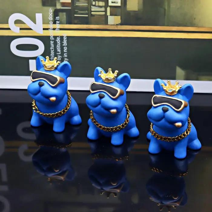 Mini Figurine de bouledogue français couronné en résine
