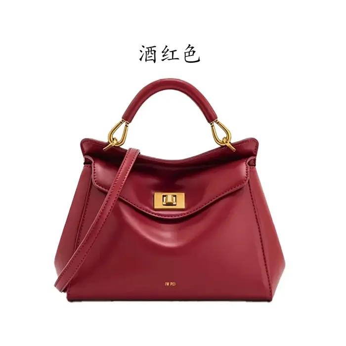 Sac à main 2026 Lock Bag New Lucia polyvalent pour femme élégant sac à bandoulière léger et moderne pour toutes les occasions