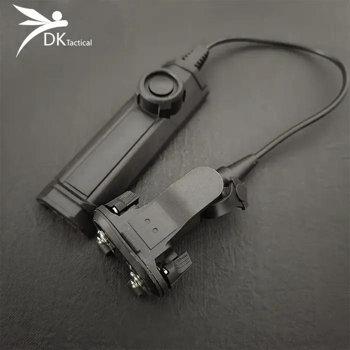 Lampe torche tactique X400 X300 pour pistolets interrupteur double télécommande SF Tailcap compatible avec armes pour chasseurs et randonneurs夜晚狩猎和徒步旅行的理想伴侣:战术手电筒X400 X300,适用于手枪,带有双按钮遥控SF尾盖,兼容多种武器型号