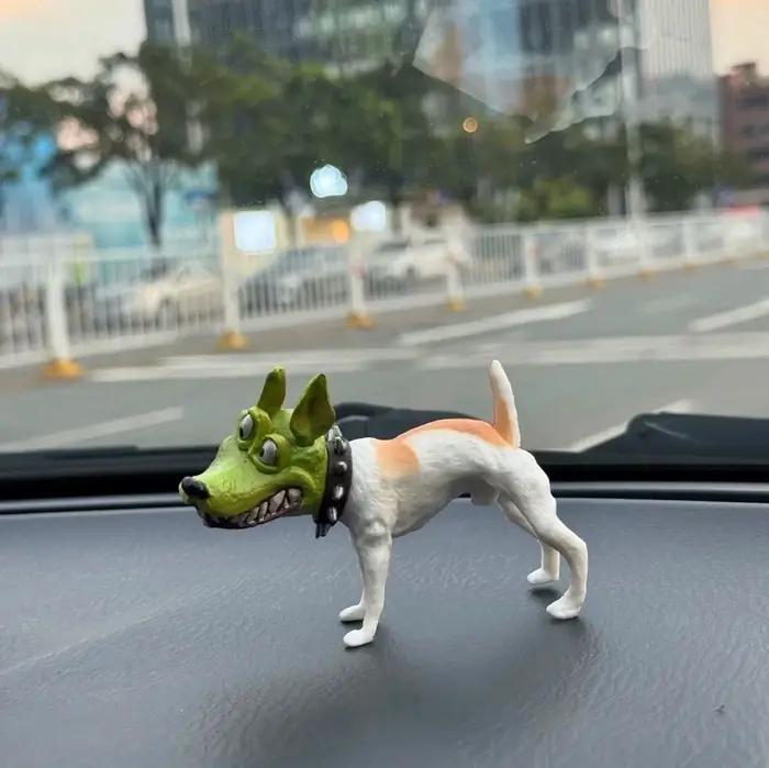 Figurine d'action amusante de la série The Mask Dog