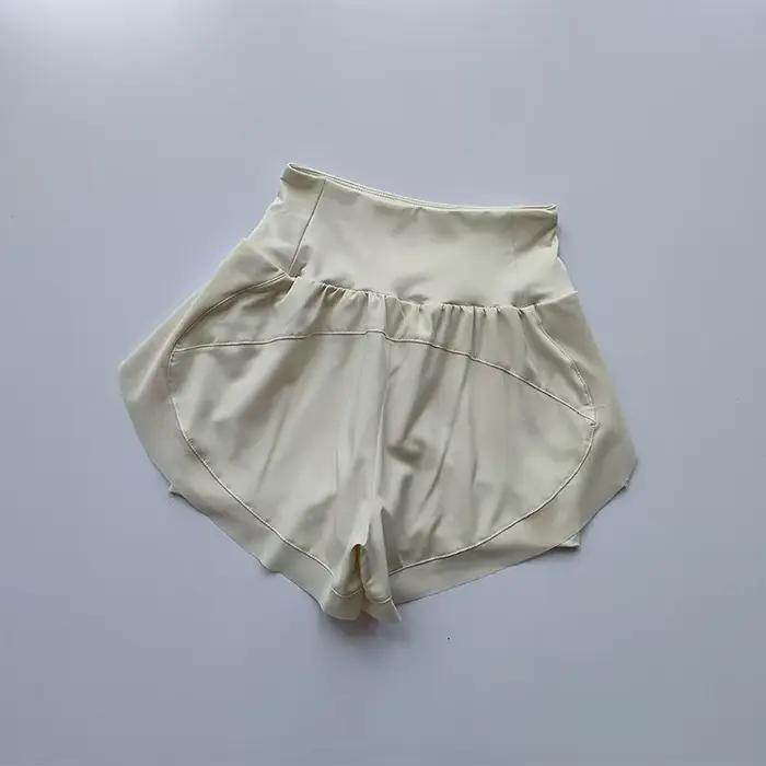 Short de sport taille haute pour femme