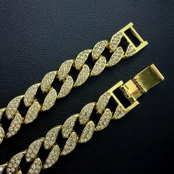 Collier cubain en alliage d'aluminium pour chiens et chats de petite à grande taille bijou pendentif Roi Reine paré de diamants occasions spéciales