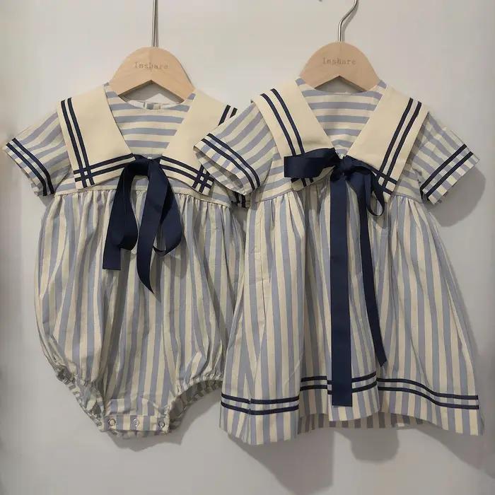 Vêtements Boutique pour bébés garçons et filles, barboteuse à rayures bleues et bleu marine, tenue V