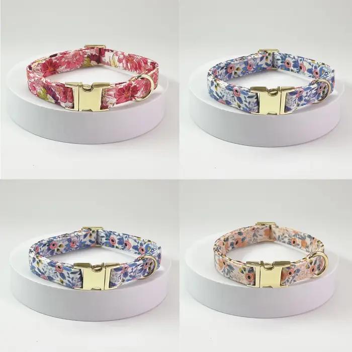 Collier personnalisable en coton avec motif floral et boucle dorée pour chiens et chats de toutes tailles et saisons