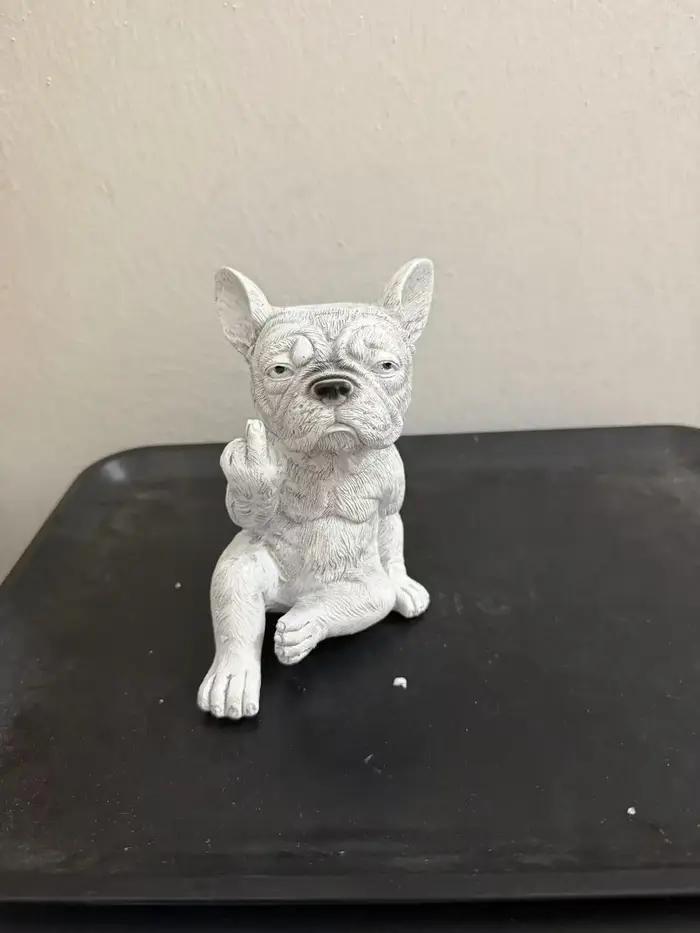 Pot de fleurs en résine en forme de bouledogue français avec doigt d'honneur pour succulentes et fleurs occasions spéciales décoration intérieure et extérieure