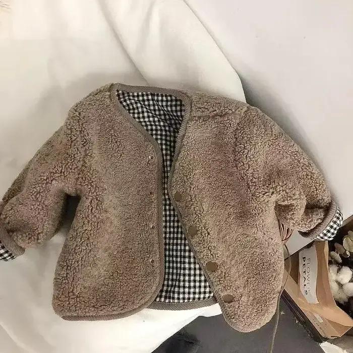 Automne et hiver nouvelle veste chaude enfants deux côtés porter Plaid en peluche