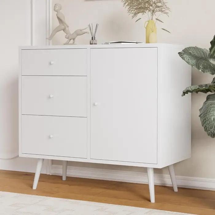 Armoire de planche avec porte et égouts à proximité de stockage