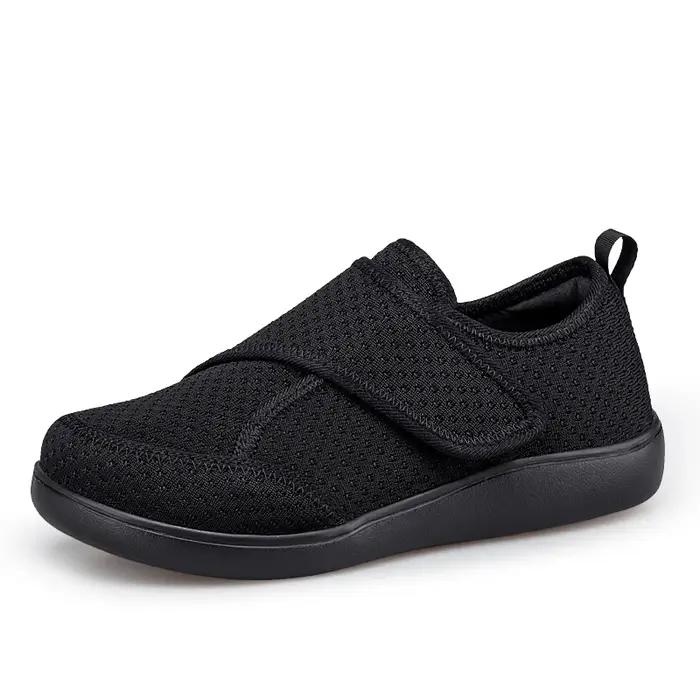 Chaussures ouvertes pour personnes âgées