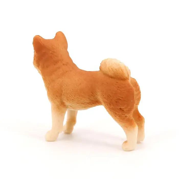 Modèle de chien Miniature peint à la main