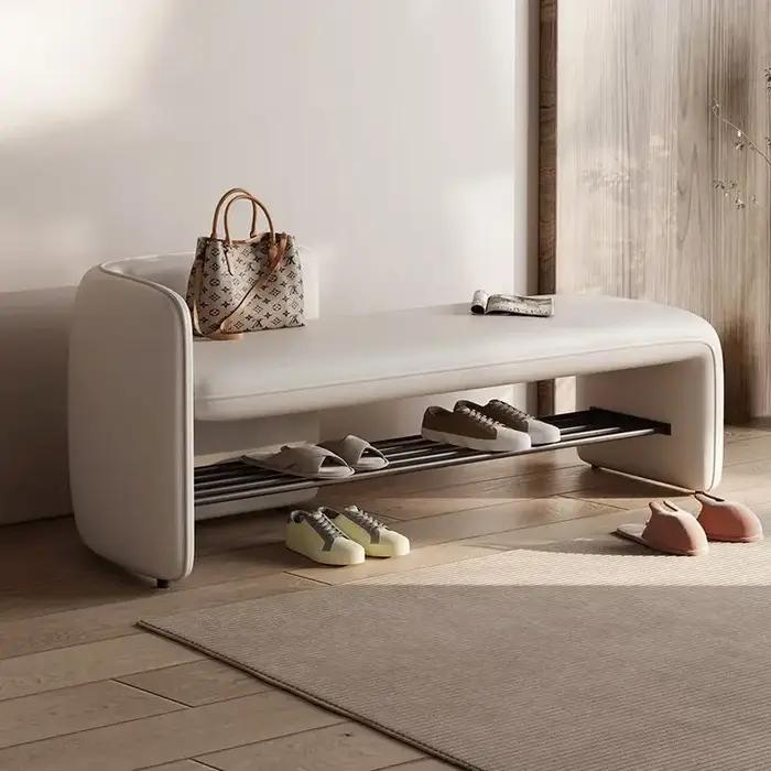 Tabouret simple et moderne pour changer de chaussures