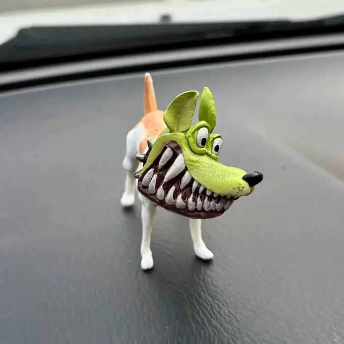 Figurine d'action amusante de la série The Mask Dog