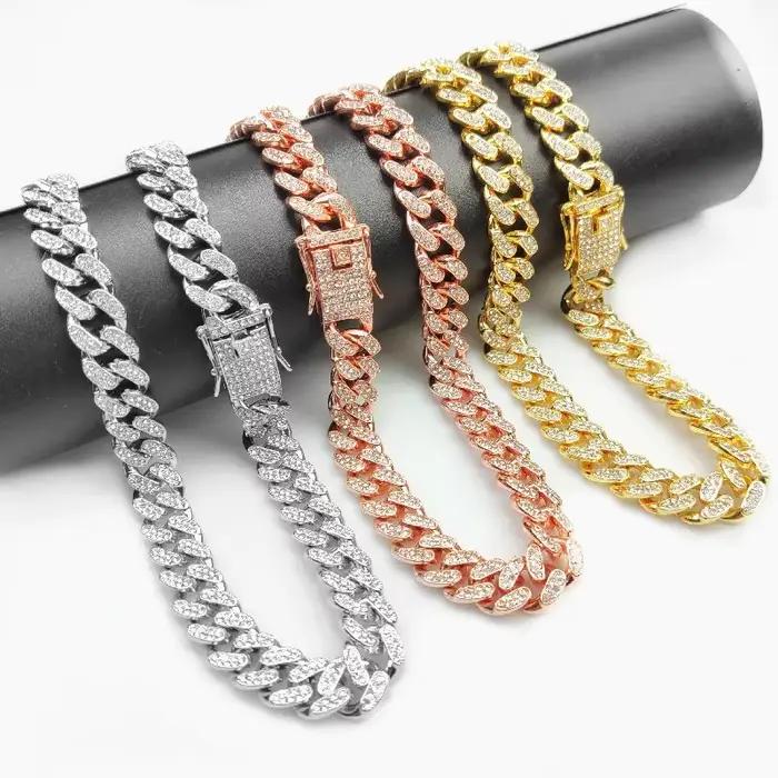 Collier chaîne pour chien en strass, métal or fort, lien cubain, collier de luxe en diamant pour chi