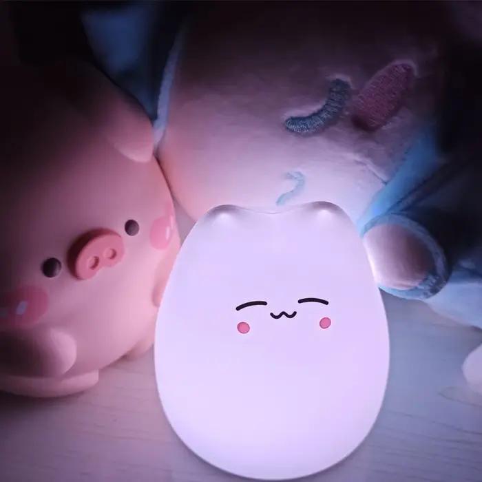 Mini Kawaii populaire chat bébé lampe de nuit 7 couleurs Pat Touch couleur changeante Protection des