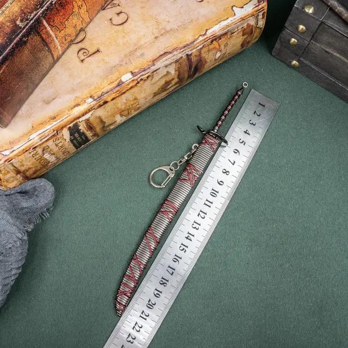Miniature Divine Slasher Épée en Métal pour Collectionneurs de Monster Hunter Occasions Spéciales Avisés