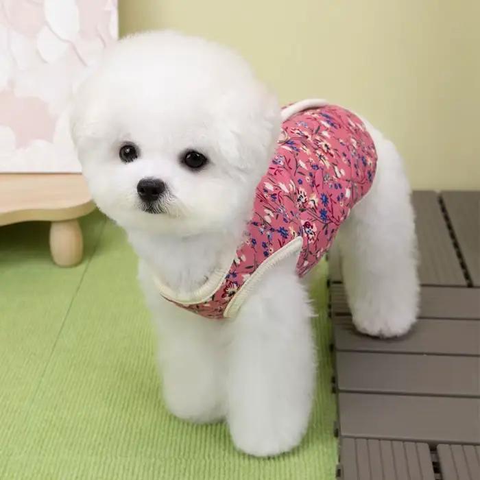 Veste Rembourrée Florale en Fibre et Polaire pour Chiens Petites Tailles, Bleu Marine, Rose, Brun et Vert Occasions Hivernales et Spéciales