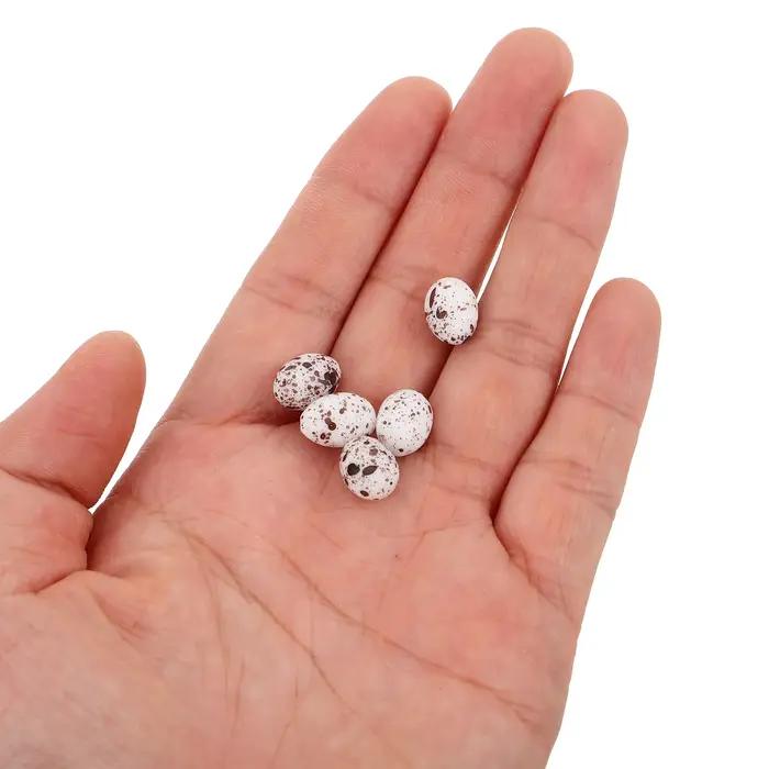 Figurines mini œufs de caille en plastique modernes pour la décoration intérieure et extérieure, idéales pour les occasions spéciales et le bricolage