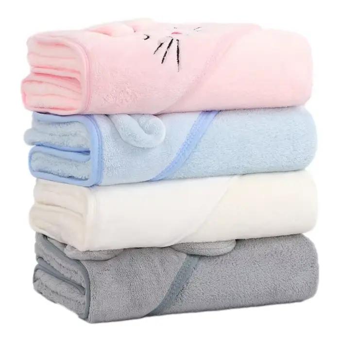 Serviettes de bain pour bébé en forme d'animaux de dessin animé, serviette à capuche douce pour nouveau-né, couverture, peignoir pour tout-petit, enveloppe de sommeil chaude pour garçons et filles