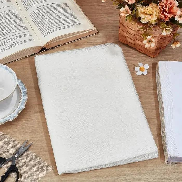 Tissu de reliure en métal doré pour restauration et création de livres pour collectionneurs et amateurs de reliure