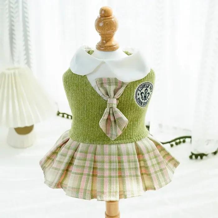 Jupe à carreaux Kawaii pour animaux de compagnie, Design confortable, vêtements pour chat de Style collégial, petite taille moyenne, robe tricotée pour chien, automne/hiver