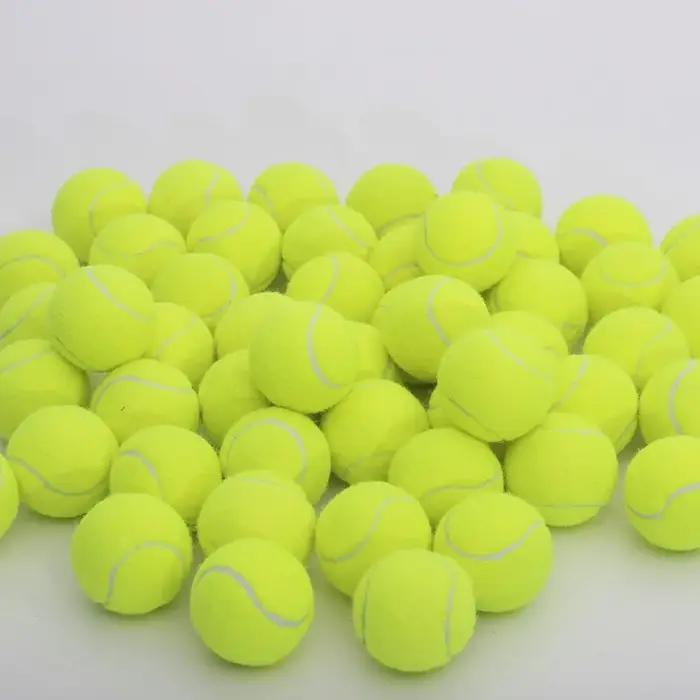 Balle de tennis extérieure en caoutchouc à fibres élastiques pour l'entraînement de la souplesse canin
