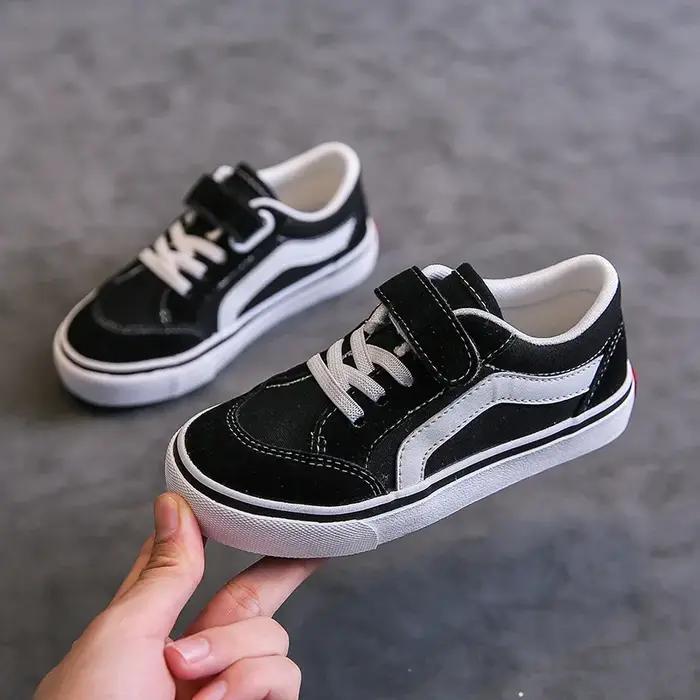 Chaussures de toile unisexes pour enfants 7-13 ans basses avec semelle antidérapante pour tous les jours et les occasions spéciales