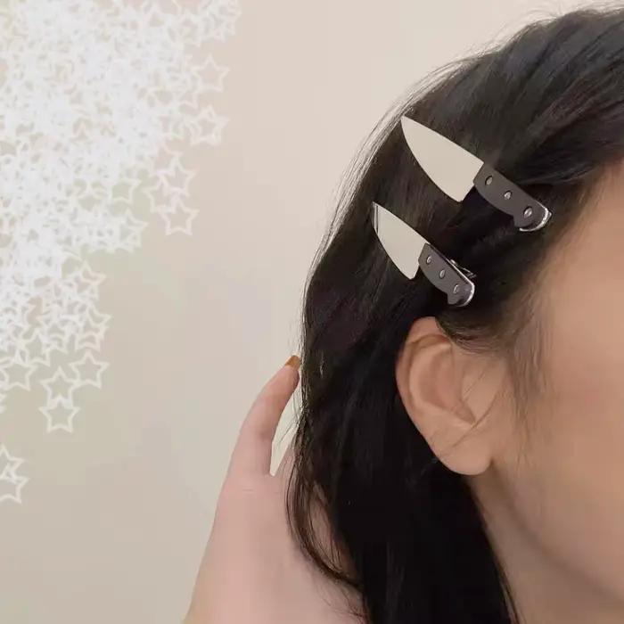 Pinces à cheveux avec couteau d'émulation gothique créatif, 2 pièces, épingles à cheveux à frange la