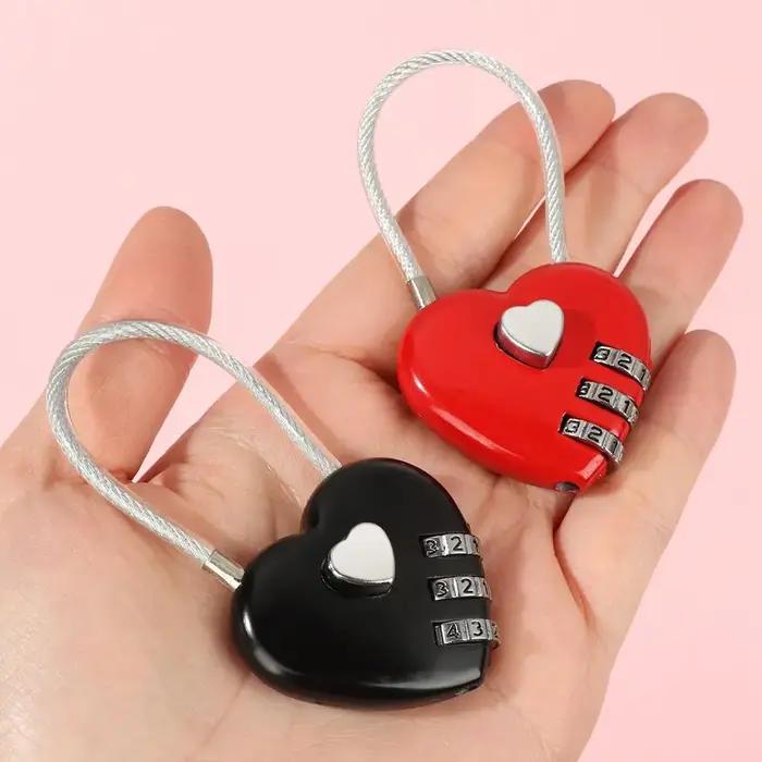 Serrure en forme de coeur pour valise de voyage avec code a trois chiffres protection voyage cadeau original pour femme occassions speciales