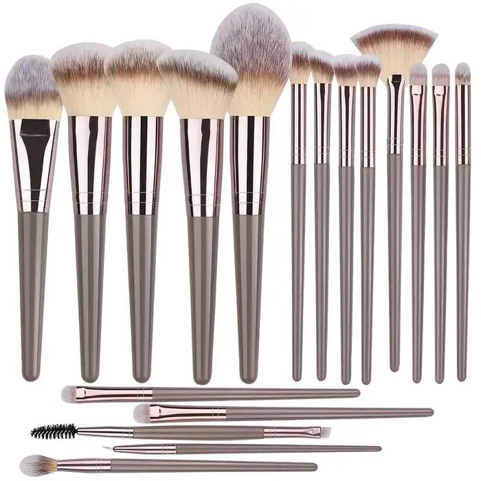 Ensemble de pinceaux de maquillage pour femme