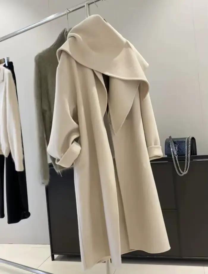 Manteau en laine mélangée à revers pour femme