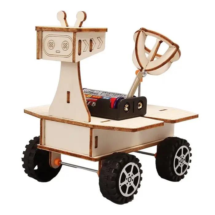 Véhicule solaire d'exploration lunaire pour enfants