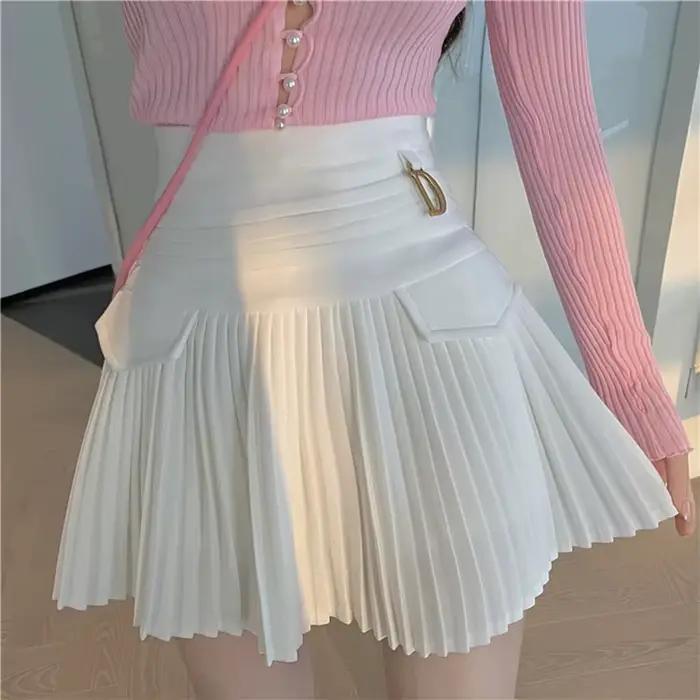 Zwarte Geplooide Rokken Vrouwen Hoge Taille Mini Rok métal lettre D Ontwerp a-lijn Clubwear Koreaans