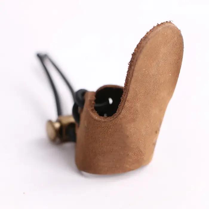 Protège-pouce réglable pour chasse et tir à l'arc en imitation cuir de vachette confortable pour homme et femme occaions de plein air
